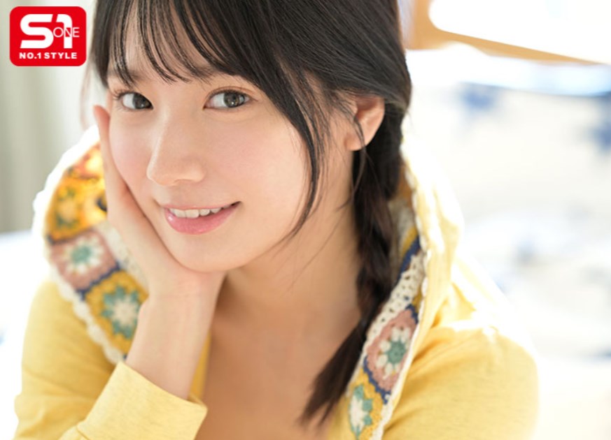 发售日 :2025年3月14日 SIVR-405:真正甜蜜、嬉戏、自然的生活 享受超感官、情色、亲密的同居生活吧。榊原萌番号作品-天天番号
